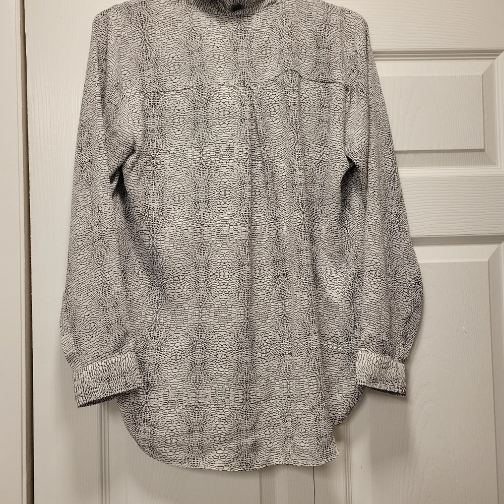 Professional blouse - Picture 3 of 4